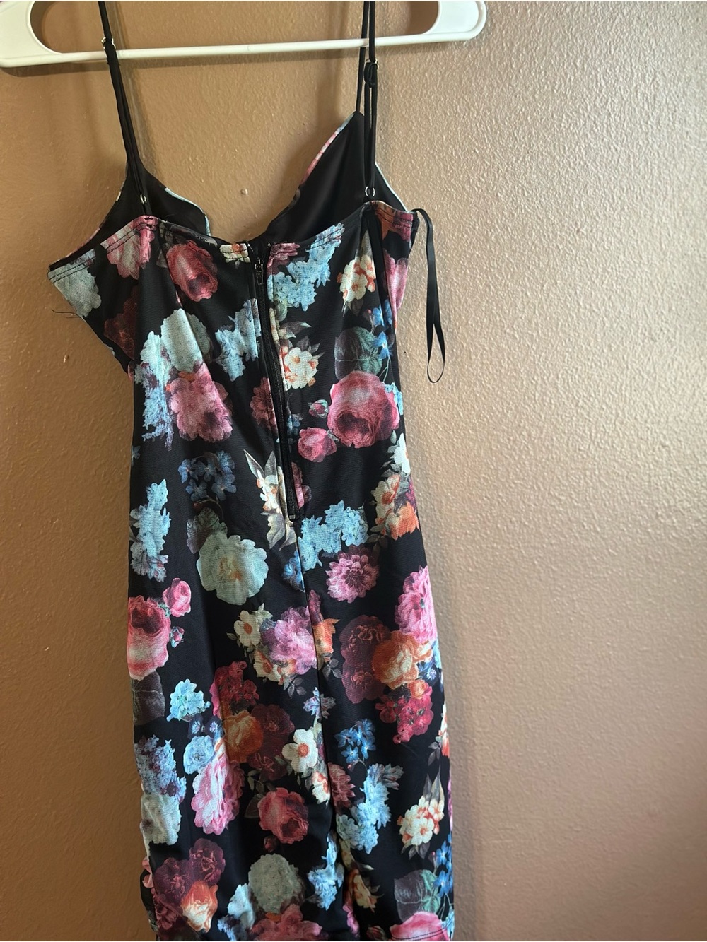 Floral Slip Dress in Black with Multicolor es Blooms